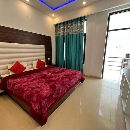 Rahul Hotel & Restaurant Mussoorie Zewnętrze zdjęcie