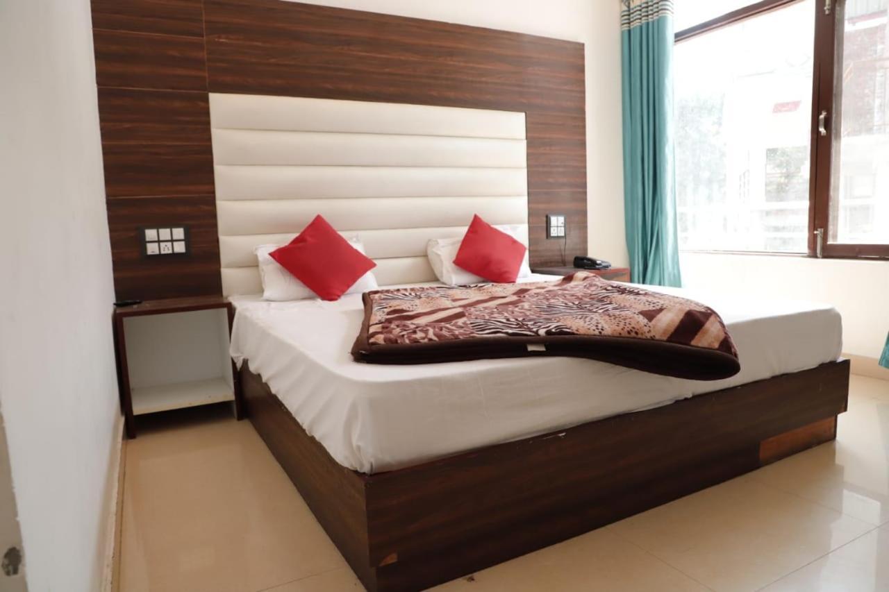 Rahul Hotel & Restaurant Mussoorie Zewnętrze zdjęcie