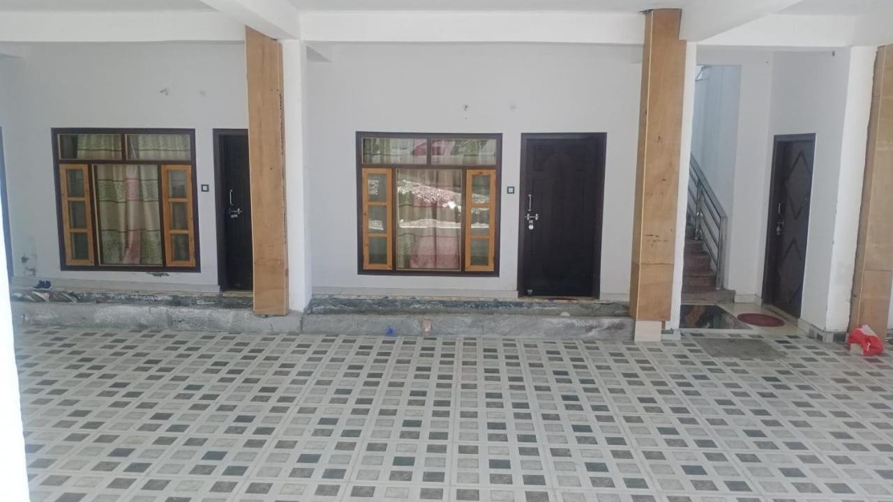 Rahul Hotel & Restaurant Mussoorie Zewnętrze zdjęcie