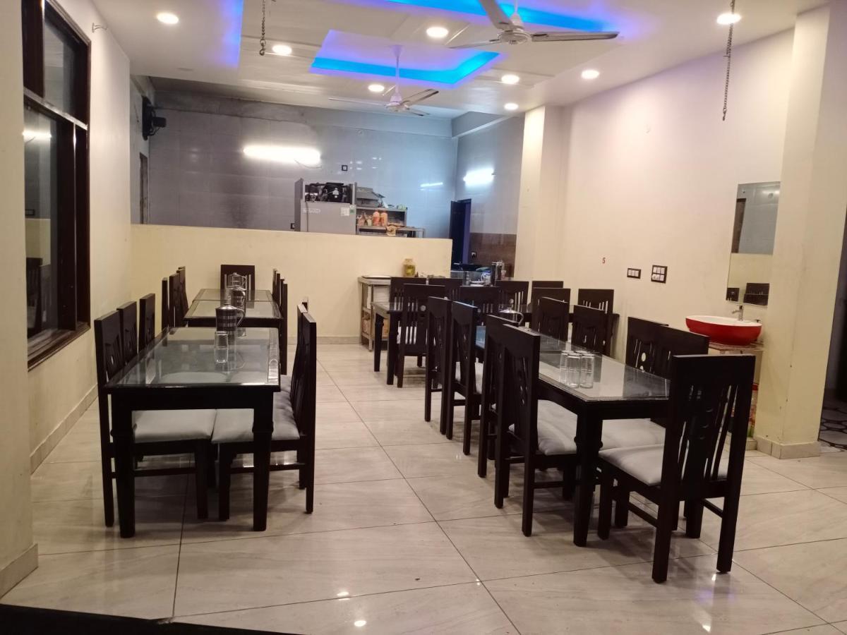 Rahul Hotel & Restaurant Mussoorie Zewnętrze zdjęcie