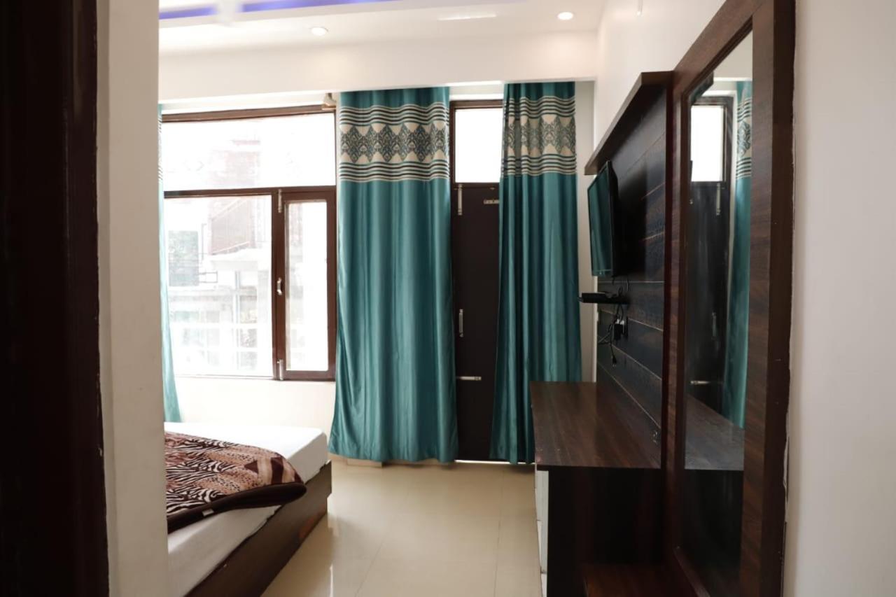 Rahul Hotel & Restaurant Mussoorie Zewnętrze zdjęcie