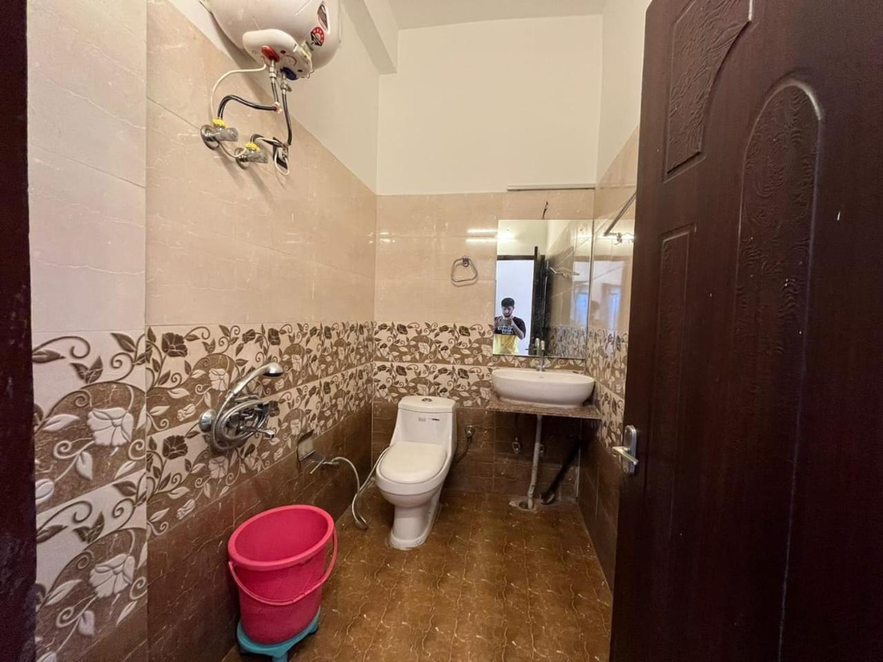 Rahul Hotel & Restaurant Mussoorie Zewnętrze zdjęcie