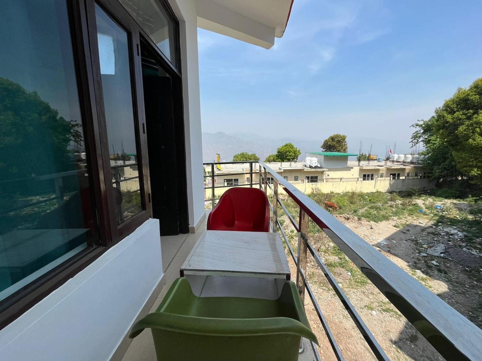 Rahul Hotel & Restaurant Mussoorie Zewnętrze zdjęcie
